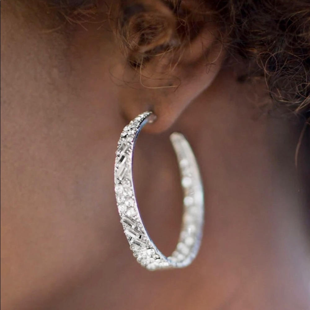 Glitzy by Association - White Earrings - Picture 2 of 2